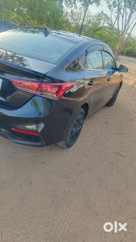 Hyundai Verna 1.4 Vtvt Ex, 2019, Petrol