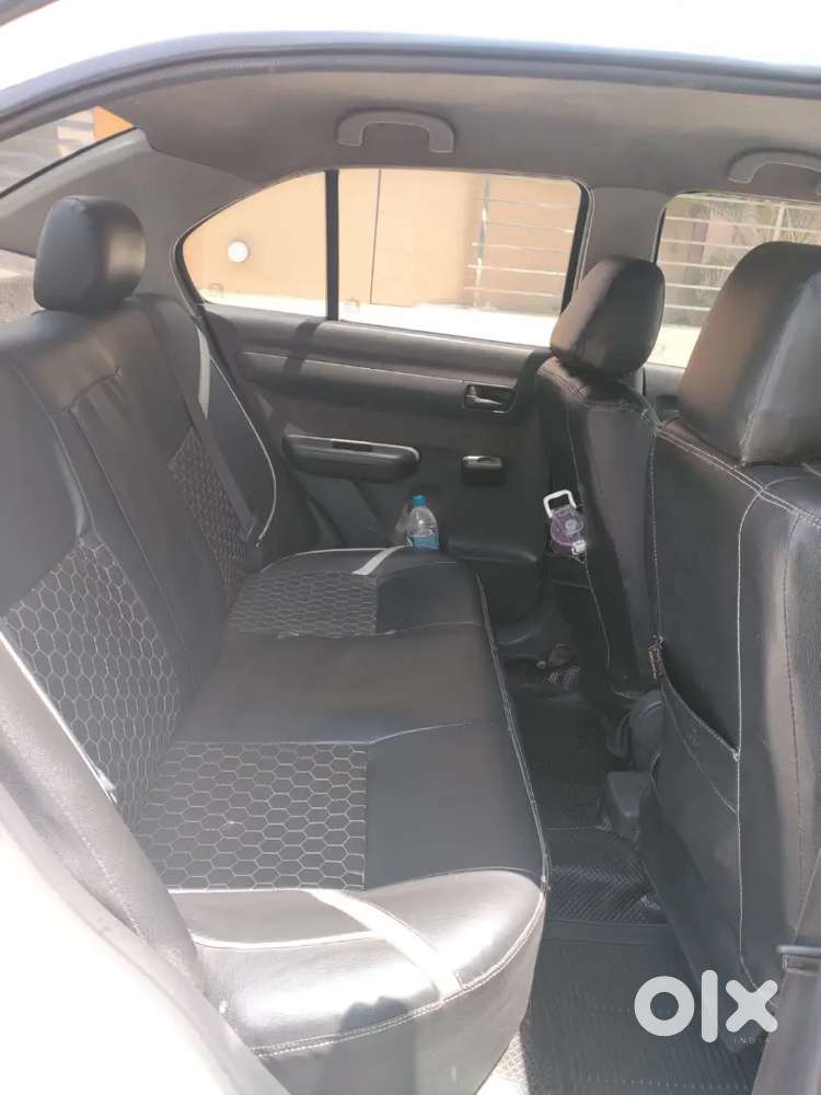 Maruti Suzuki Dzire 2015