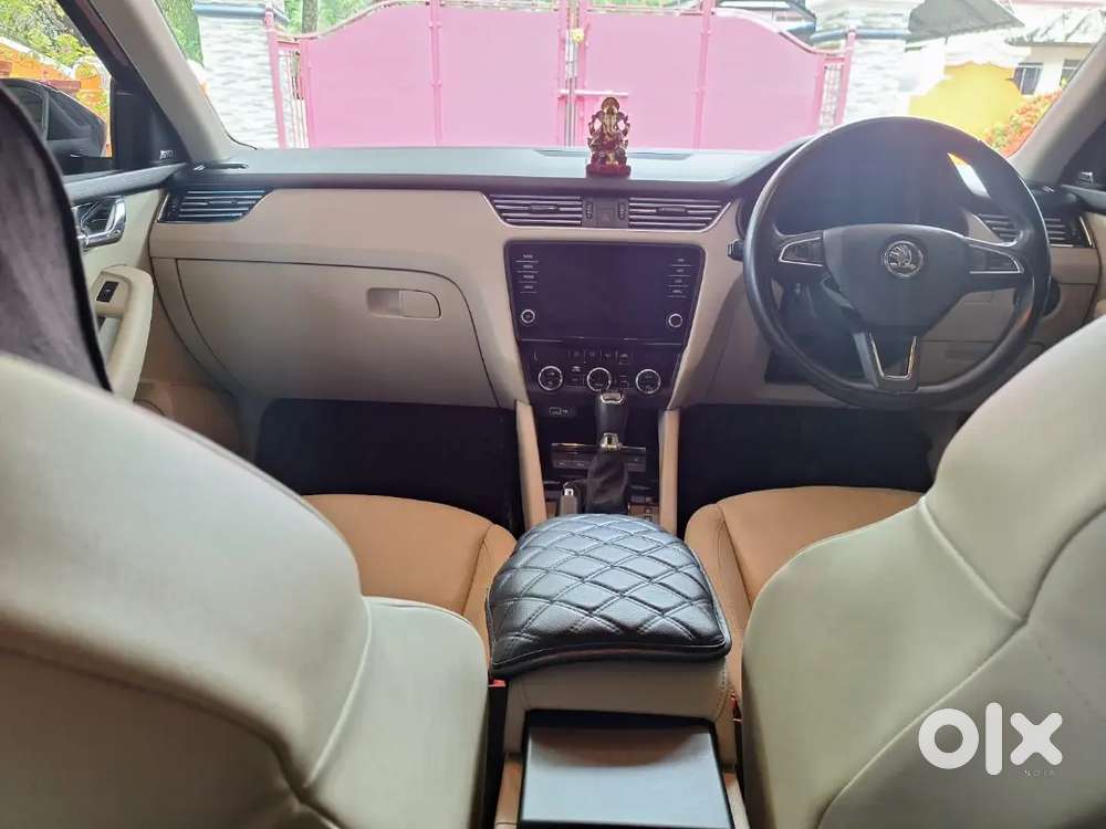 Skoda Octavia 2018 Petrol Well Maintained Showroom Service