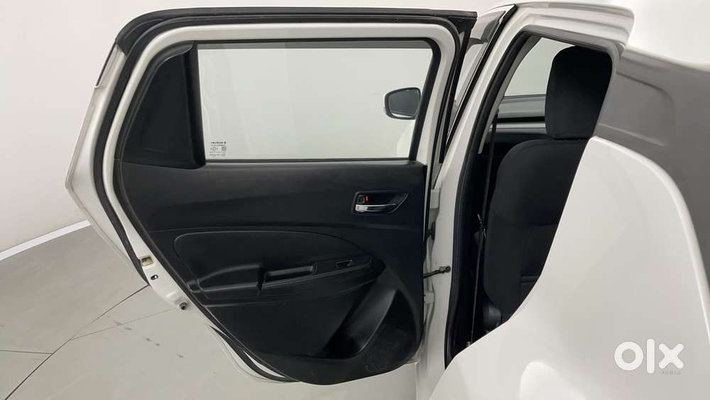 Maruti Suzuki Swift Amt Vvt Vxi, 2019, Petrol