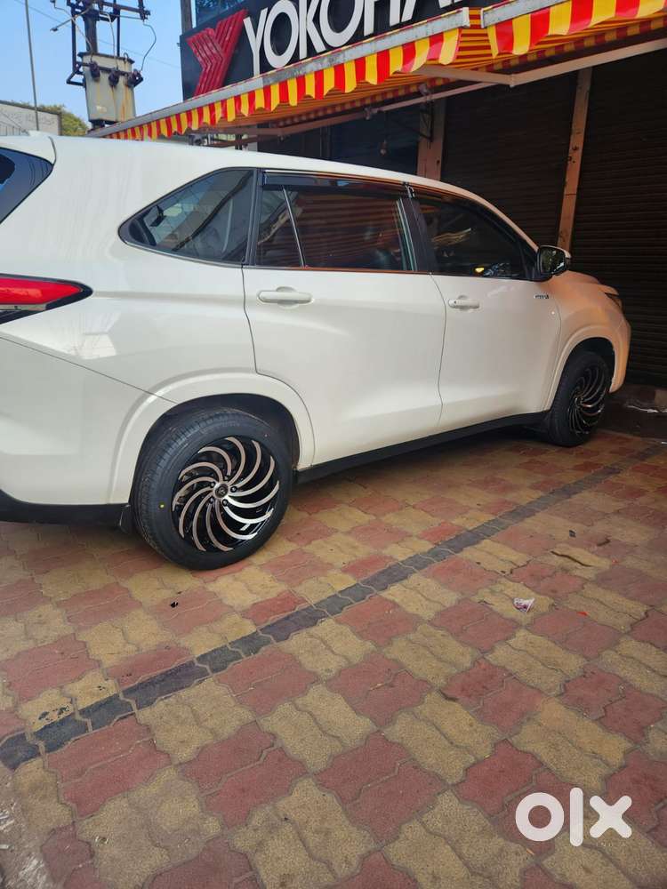 Toyota Innova Hycross 2.0 Vx Hybrid 8 Str, 2023, Petrol