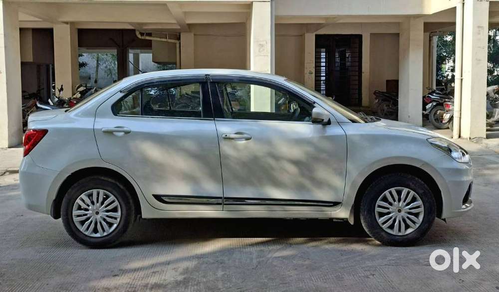 Maruti Suzuki Swift Dzire Vxi(o) Mt, 2023, Cng & Hybrids