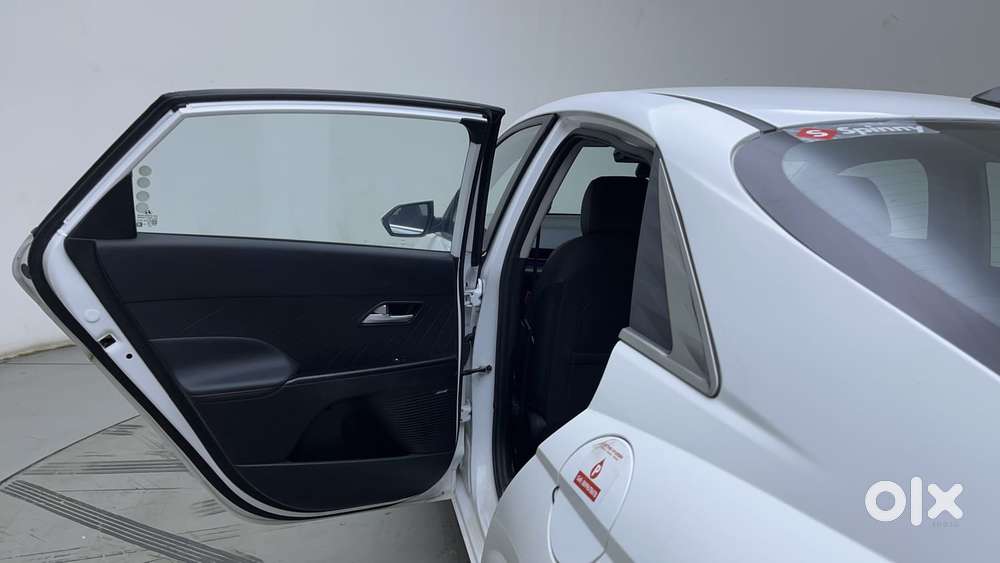 Hyundai Verna 1.5 Sx (o) Turbo Petrol Dct, 2025, Petrol