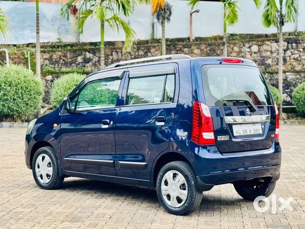 Maruti Suzuki Wagon R Vxi 1.0, 2018, Petrol