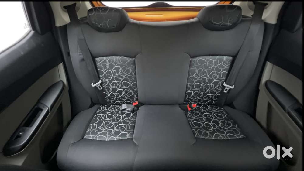 Tata Tiago 1.2 Revotron Xt, 2017, Petrol