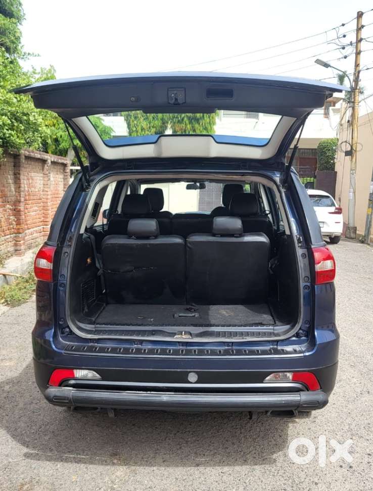 Tata Hexa Xe, 2018, Diesel