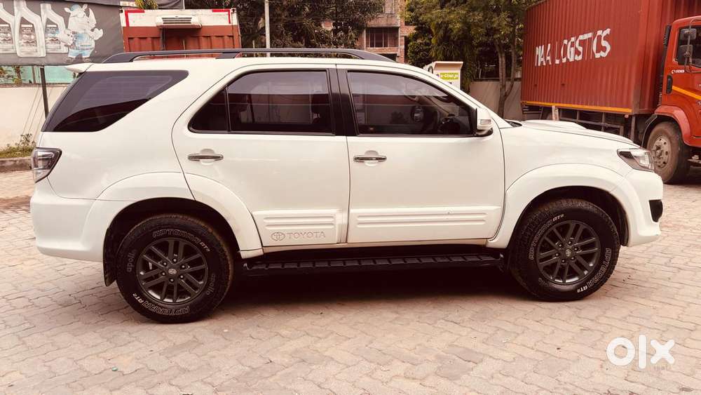 Toyota Fortuner 3.0 4x2 Mt, 2013, Diesel