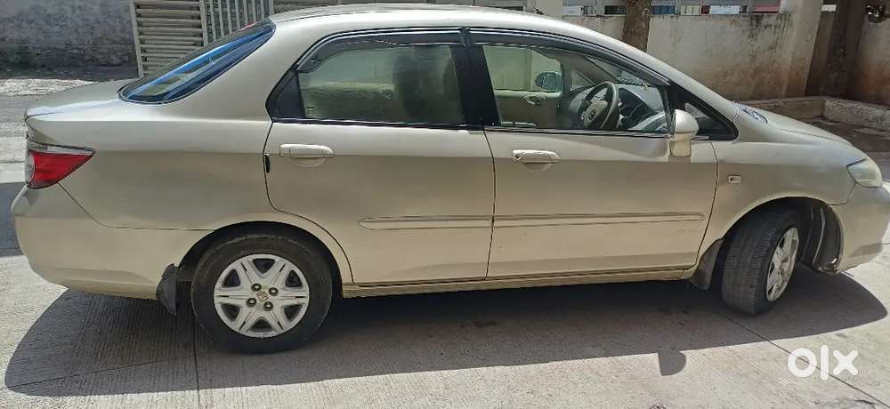 Honda City Zx 2007 Cng & Hybrids 44391 Km Driven