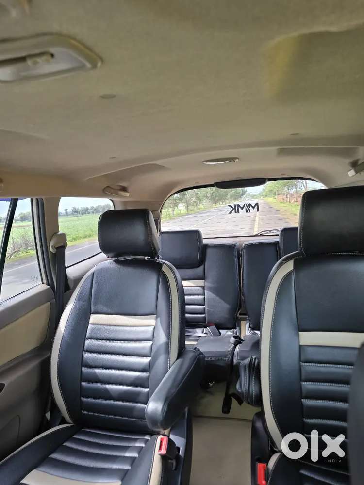 Toyota Innova Diesel 2015 125000 Km Driven