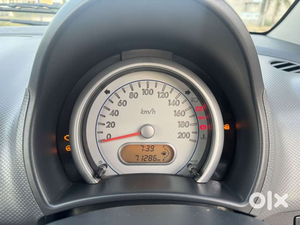 Maruti Suzuki Ritz Lxi, 2010, Petrol