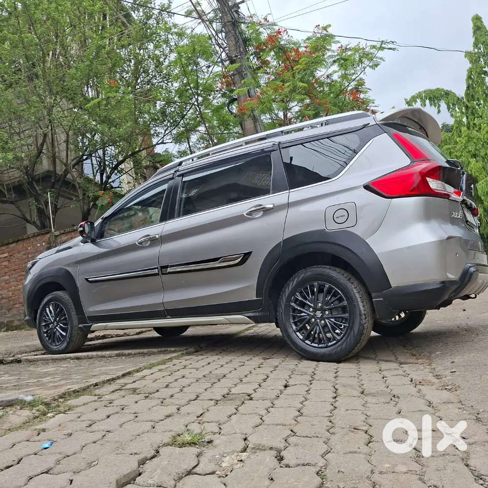 Maruti Suzuki  Xl6 Smart Hybrid At Alpha.