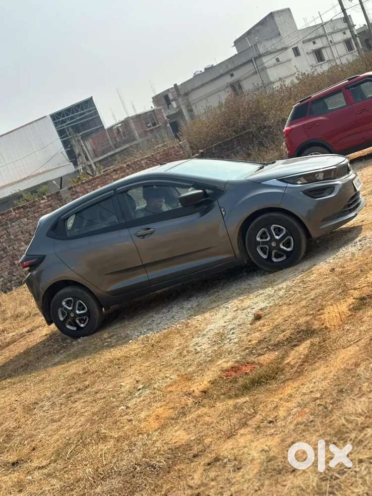 Tata Altroz Xm Plus Petrol, 2022, Petrol