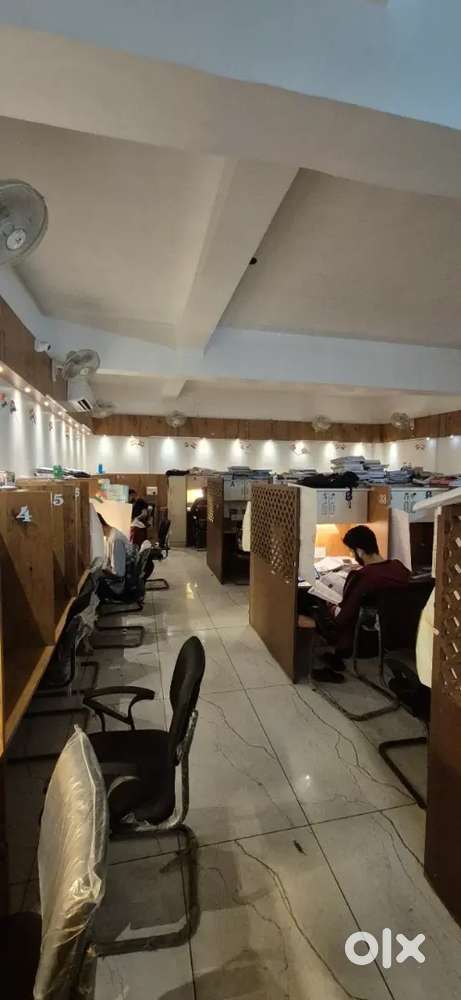  Library / Study Seats for Sale &ndash; Excellent Condition