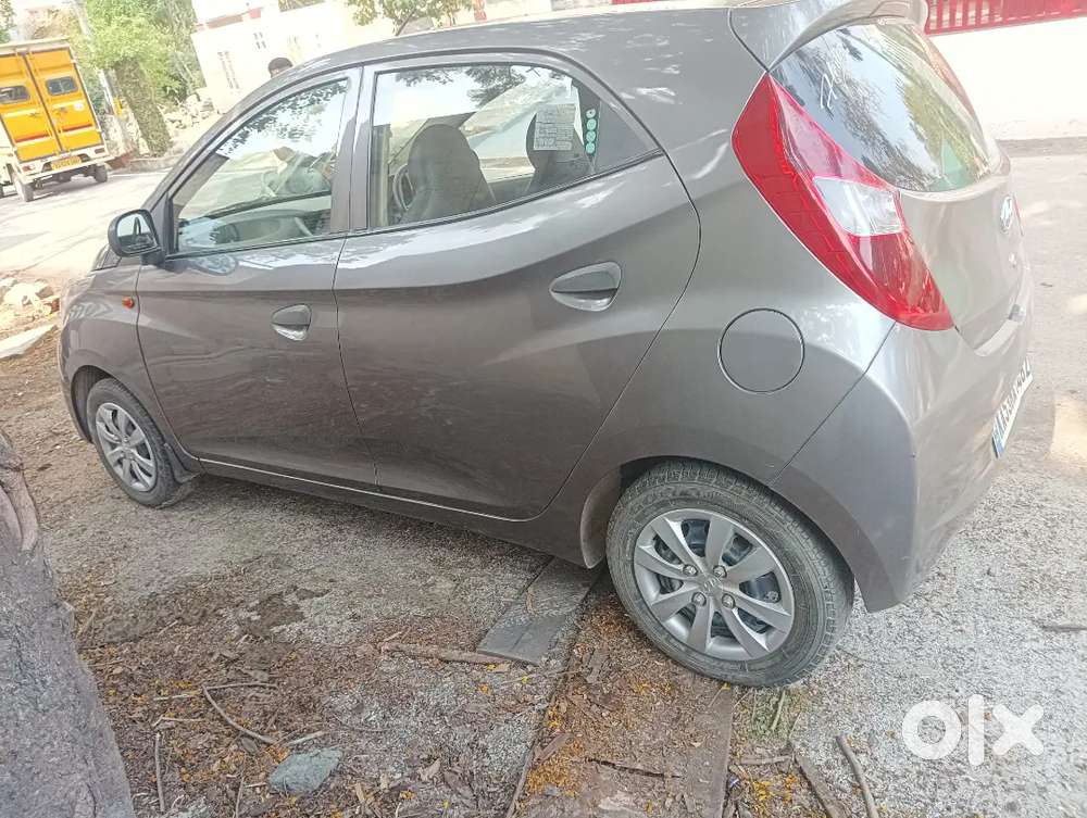 Hyundai Eon 2012 Model