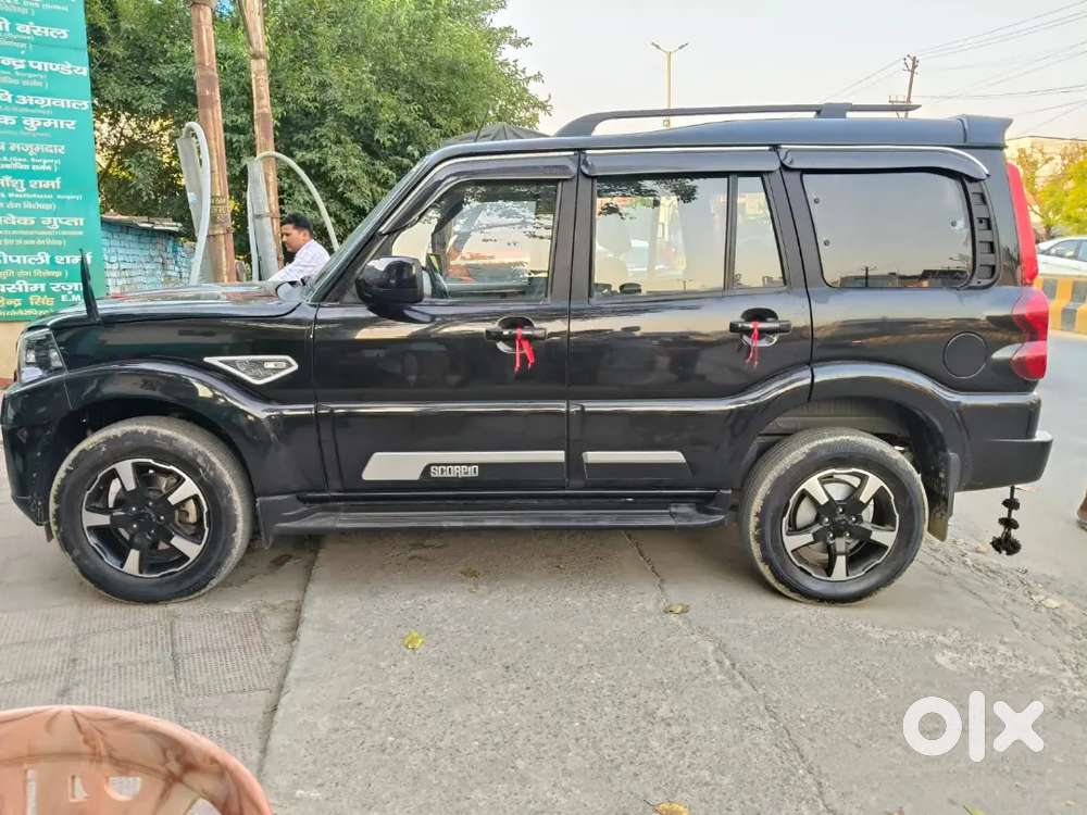 Scorpio S11