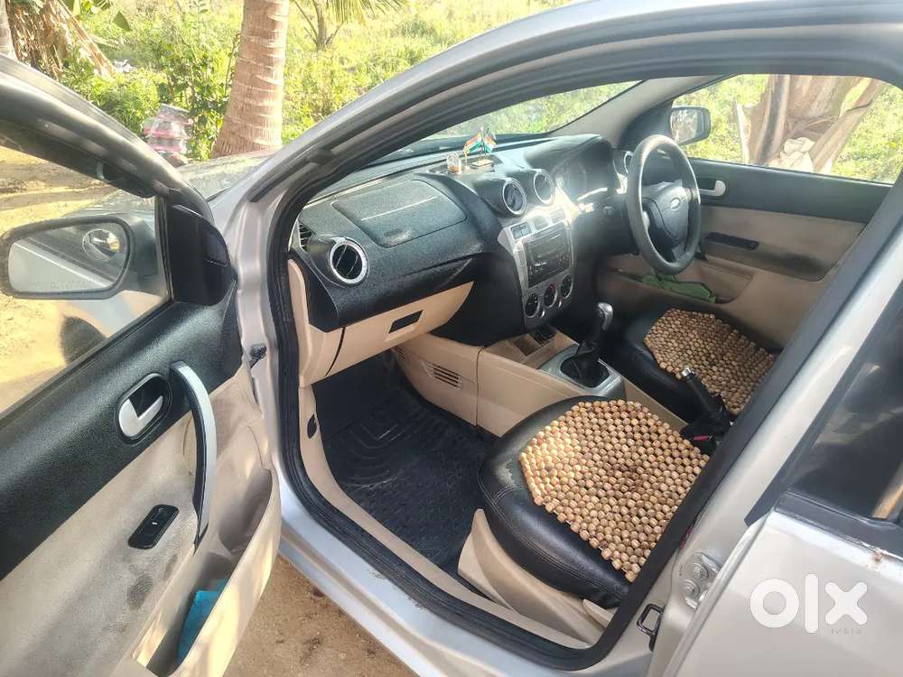 Ford Fiesta Classic 2015 Petrol Well Maintained