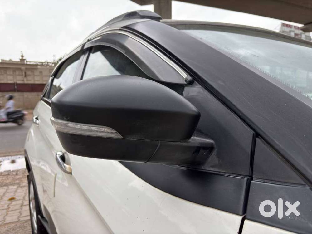 Tata Nexon 1.2 Revotron Xm (s), 2023, Petrol
