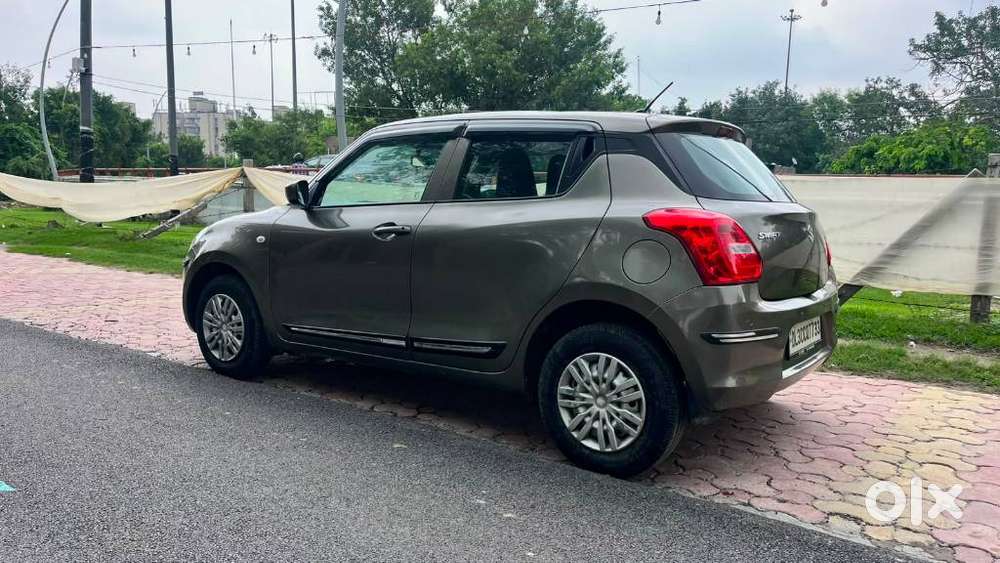 Maruti Suzuki Swift Lxi Optional-o, 2019, Petrol