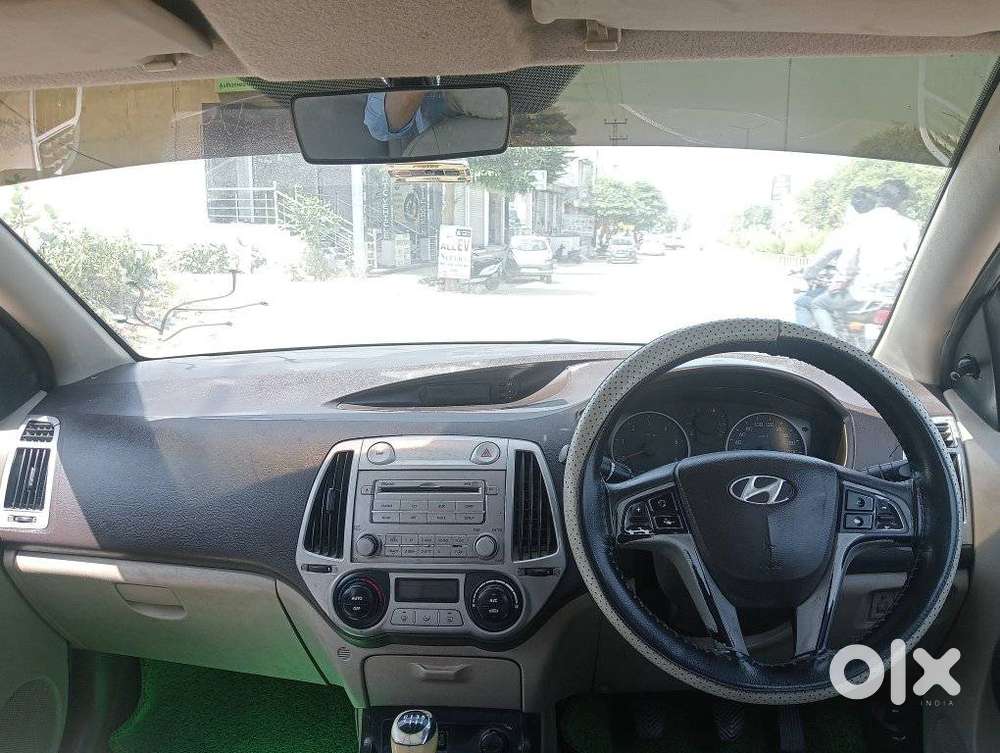 Hyundai I20 2010-2012 1.2 Sportz Option, 2011, Diesel