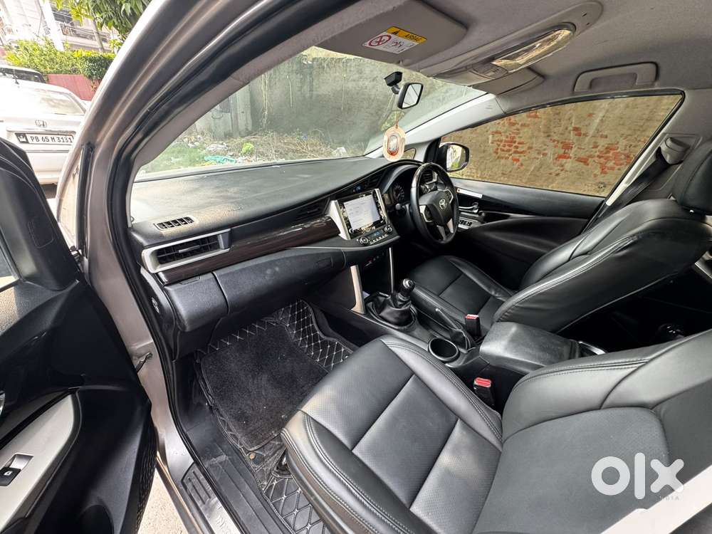 Toyota Innova Crysta 2.4 Z 7 Str, 2023, Diesel