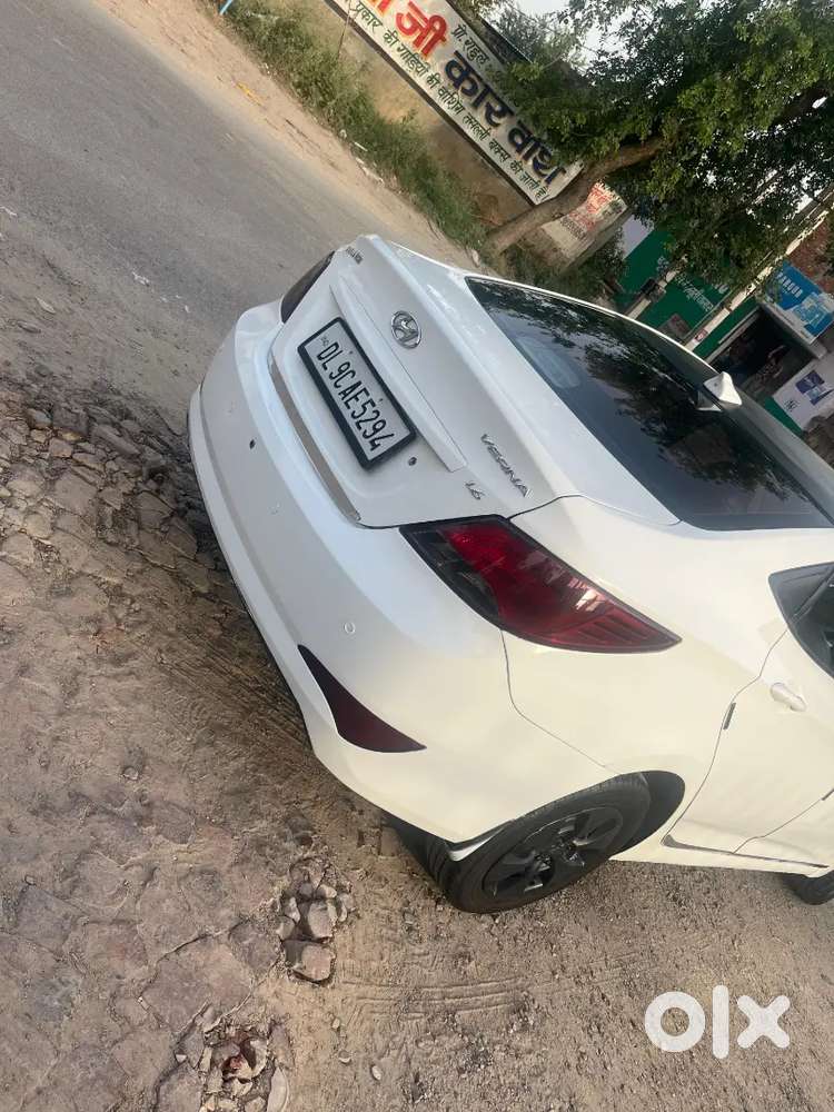 Hyundai Verna White Colour 2015 Model Excellent Condition No Any Probl