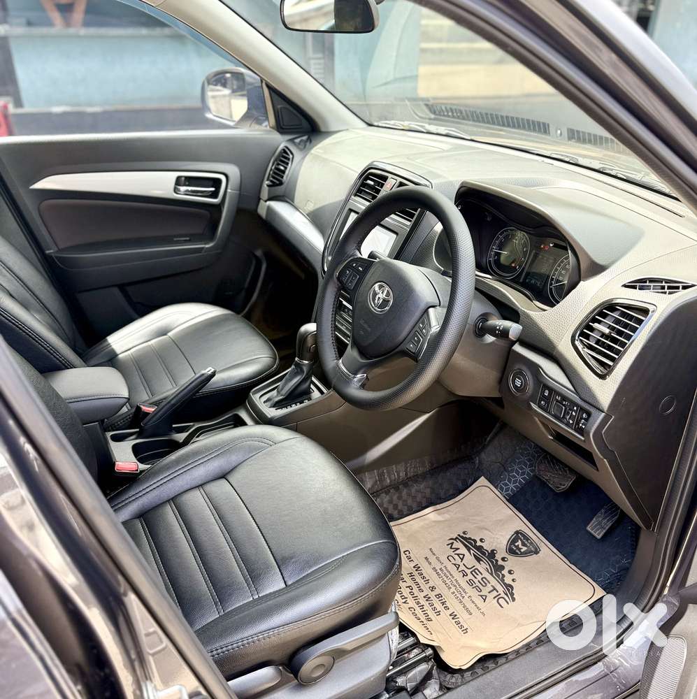 Toyota Urban Cruiser Cruiser High, 2022, Petrol