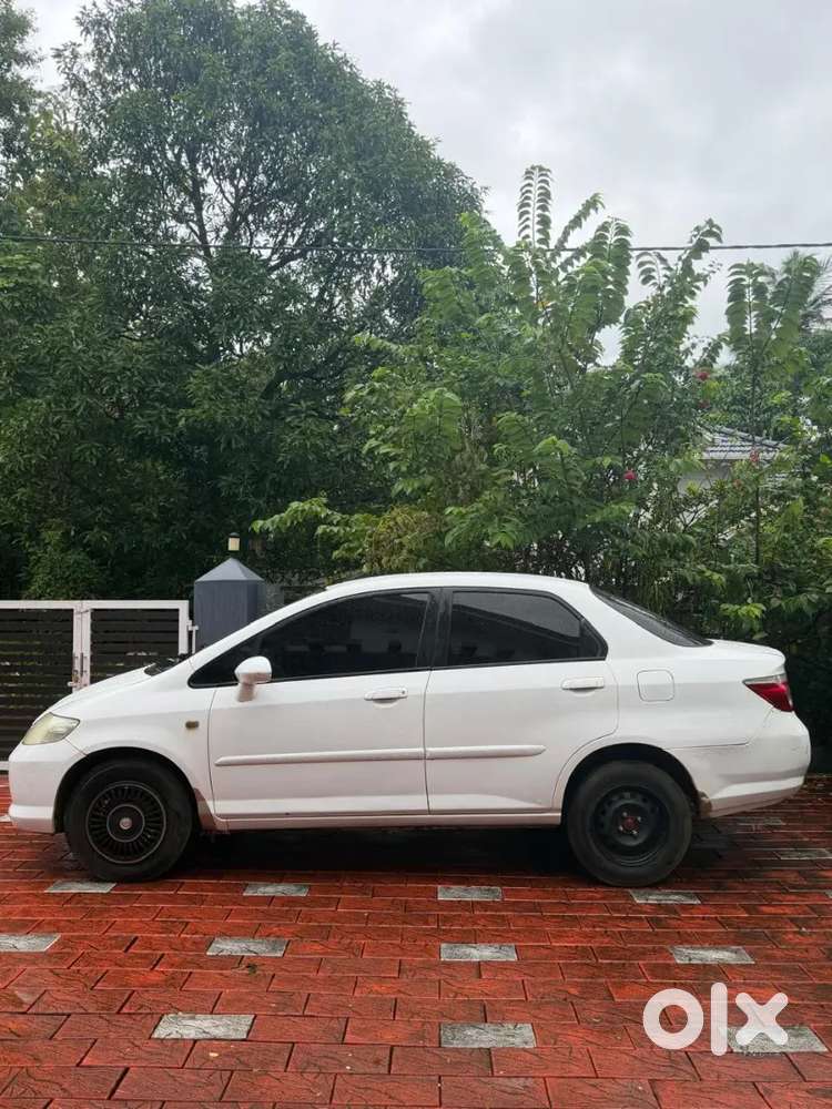 Honda City Zx 2007 Possible Exchanging Iphone,car,bike