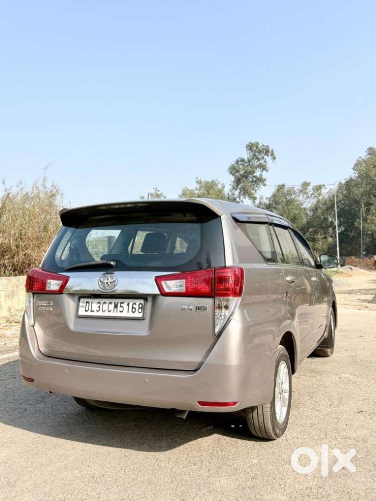 Toyota Innova Crysta 2.4 G Mt 7 Str, 2017, Diesel