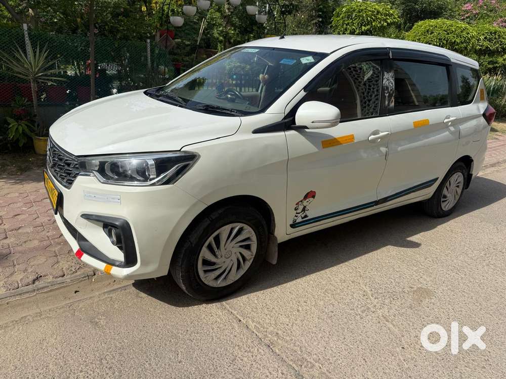 Maruti Suzuki Ertiga 1.5 Lxi, 2022, Cng & Hybrids