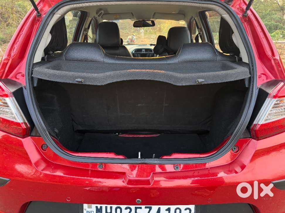 Tata Tiago 1.2 Revotron Xza, 2018, Petrol