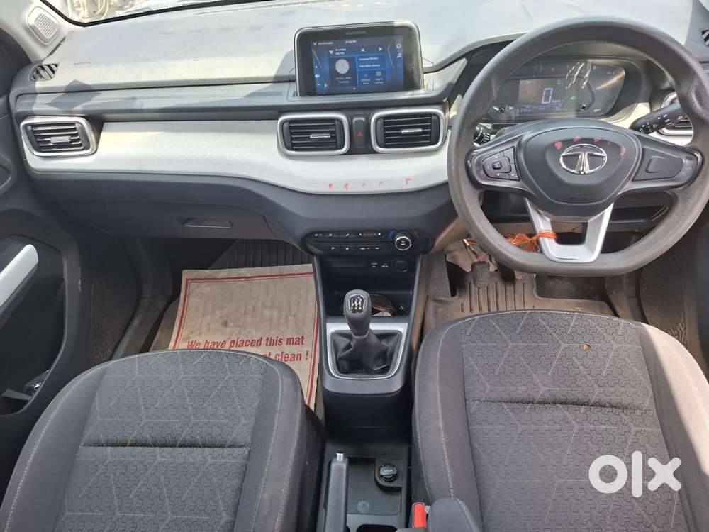 Tata Punch Accomplished Dazzle Sunroof Cng, 2024, Petrol