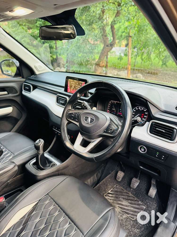 Tata Punch Creative Flagship Dual Tone Amt, 2023, Petrol