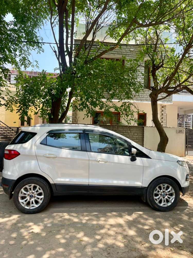 Ford Ecosport Titanium - 2015, Diesel, 104000 Km Driven