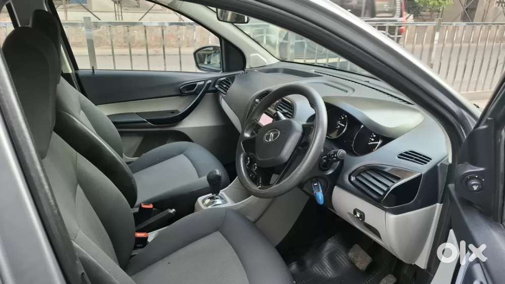 Tata Tiago 1.2 Revotron Xta, 2018, Petrol
