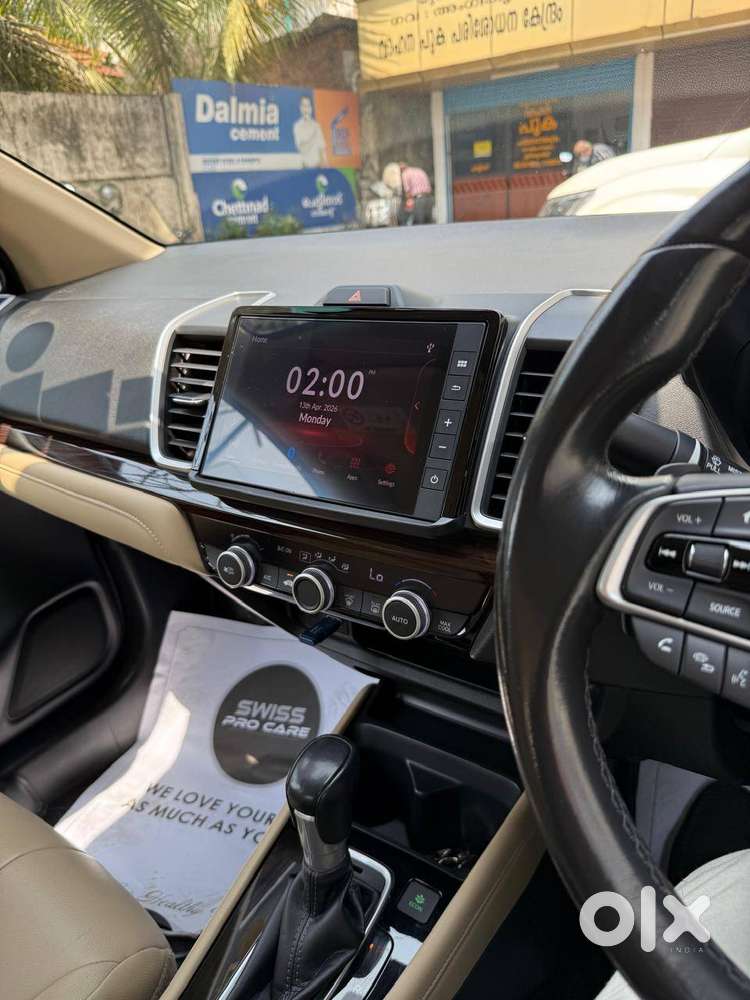 Honda City Zx 2023 Petrol Well Maintained