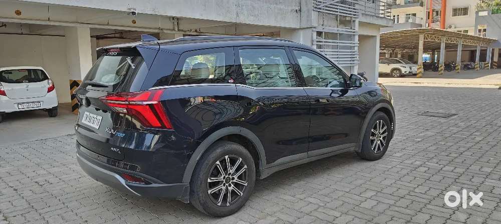 Mahindra Xuv700 Ax7l P At  2.0 2023