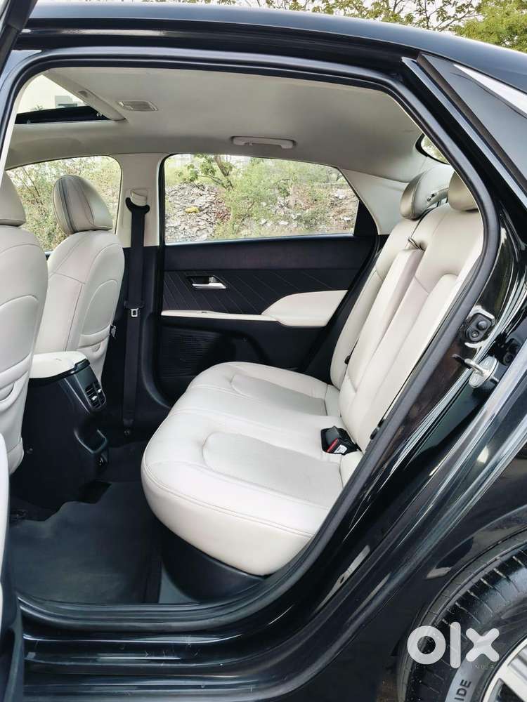 Hyundai Verna 1.5 Sx Vtvt Ivt, 2023, Petrol