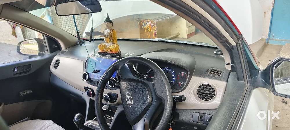 Hyundai Xcent 2018chill Ac
Ps
Pw
4 Tyres 80%
3rd Owner