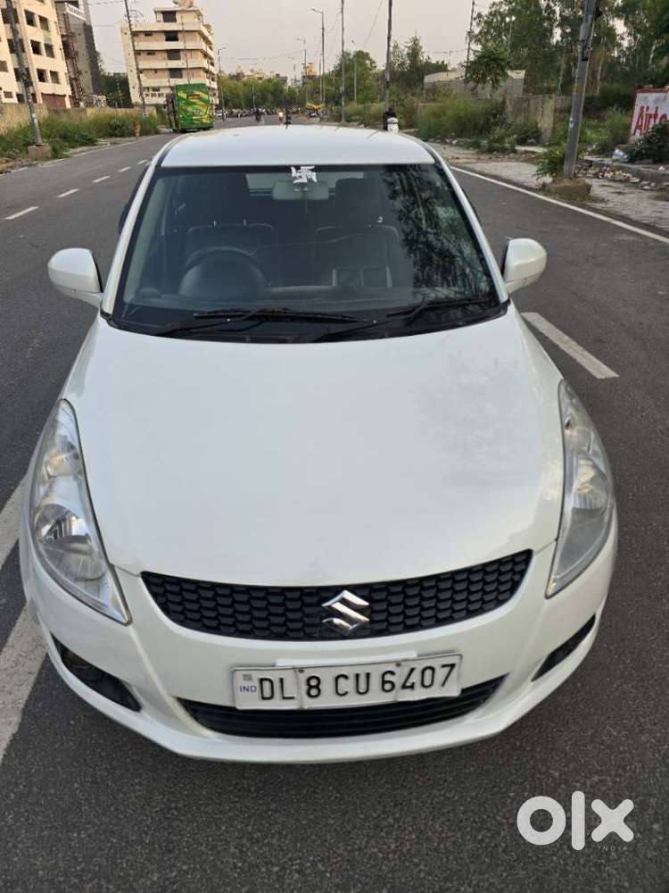 Maruti Suzuki Swift Lxi, 2012, Petrol