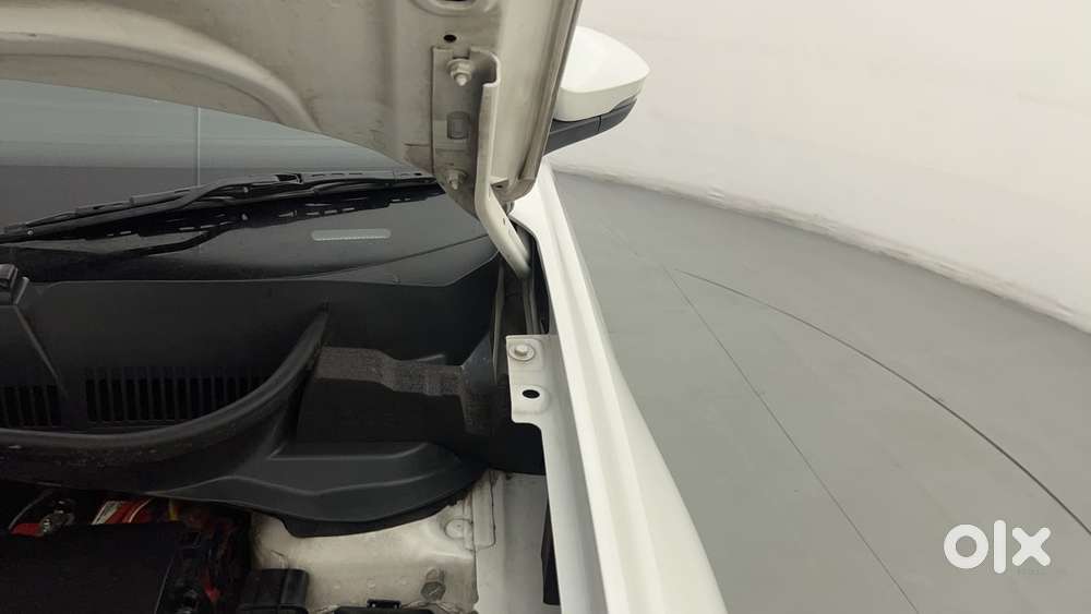 Volkswagen Taigun 1.0 Tsi Highline At, 2022, Petrol