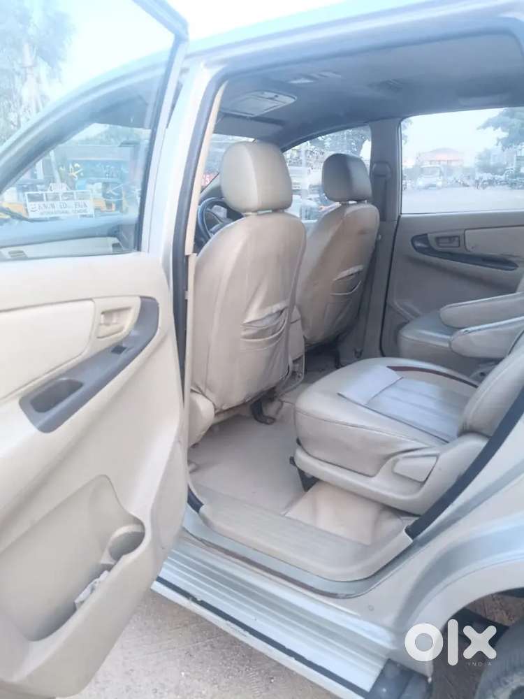 Toyota Innova 2.5 G 7 Seater 2008 With Fancy Number