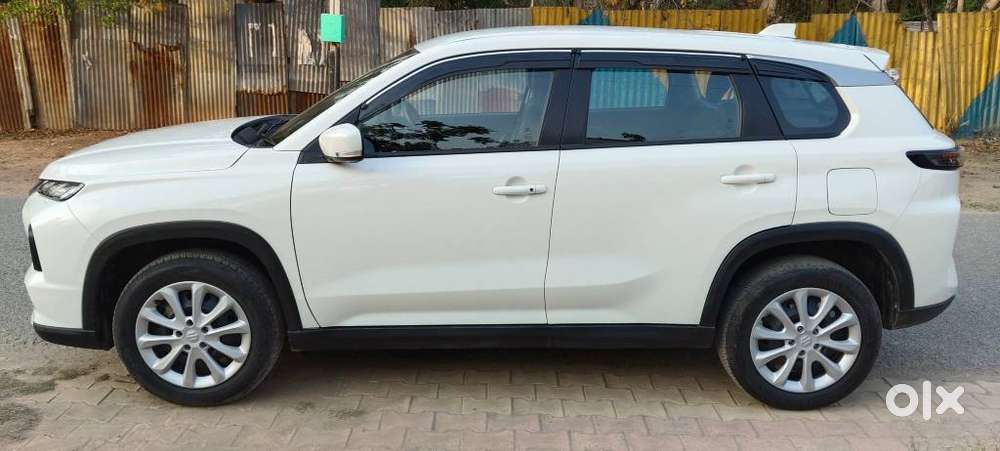 Maruti Suzuki Grand Vitara 1.5 Delta Smart Hybrid, 2024, Petrol