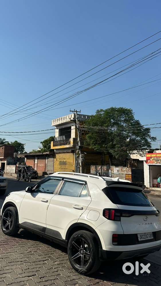 Hyundai Venue Petrol 2022