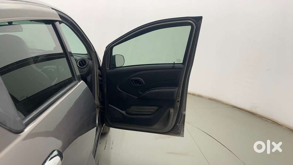 Datsun Redigo T Option, 2017, Petrol
