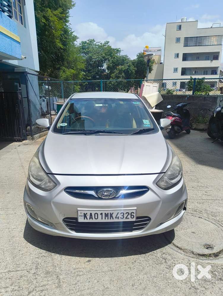 Hyundai Verna 1.5 Sx Vtvt, 2013, Petrol