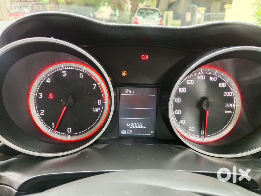 Maruti Suzuki Swift Vvt Vxi, 2023, Petrol