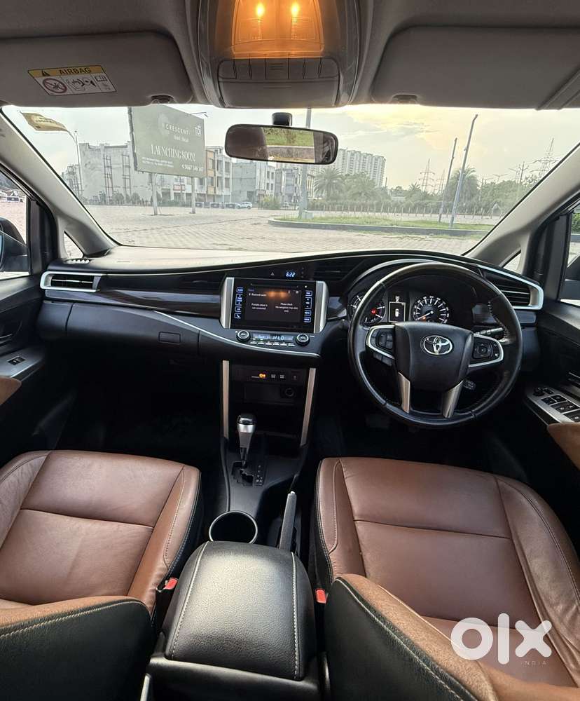 Toyota Innova Crysta 2.8 Zx At 7 Seater, 2018, Diesel