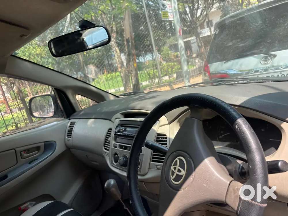 Toyota Innova 2016 Diesel Well Maintained