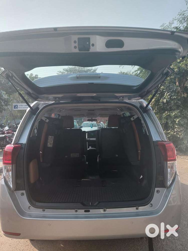 Toyota Innova Crysta, 2021, Petrol