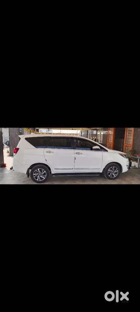 Toyota Innova Crysta Diesel 2024